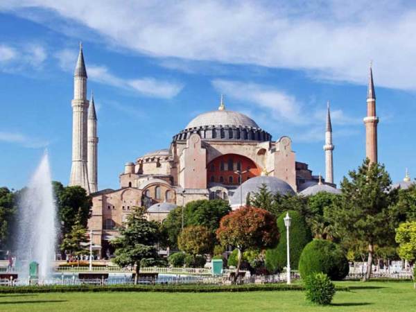 Hagia Szophia, Isztambul történeti úti célja