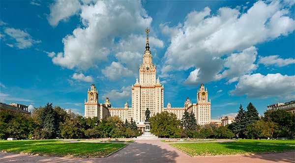 Moszkva Állami Egyetem épülete, Oroszország