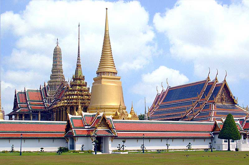 Bangkok a buddhista úti cél