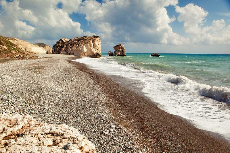 Ciprus sziget tengerpartjai és hegyei élménnyé teszik a nyaralást