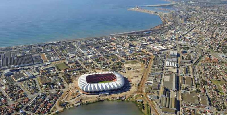 Port Elizabeth, Fokvárostól alig 800 km-re