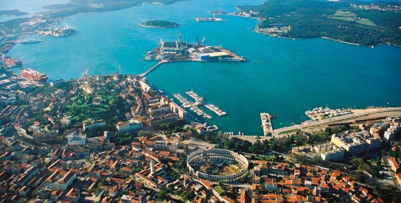 Póla vagy Pula, a horvátországi nyaralások egyik célpontja